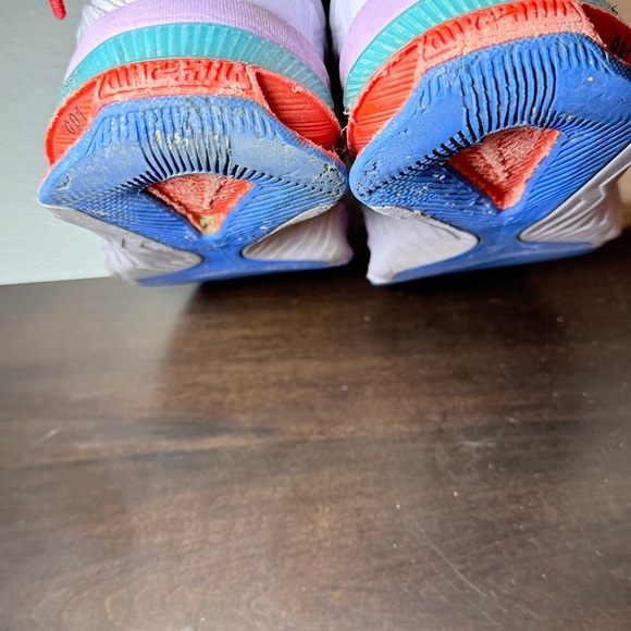 Nike Purple and Blue Sneakers Sporty Mesh Design - Picture 6 of 7